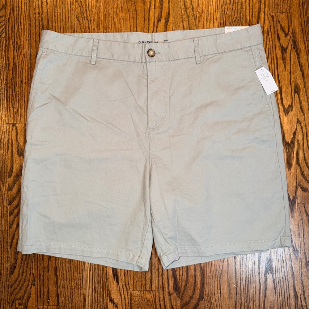 Old Navy Slim Built-In Flex Chino Shorts 9" Inseam 40 Light Gray